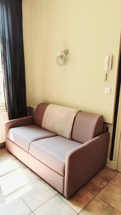 Le 2 Pieces Avec Parking Prive Apartment Honfleur Exterior photo